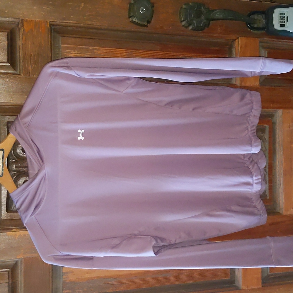 NWOT Under Armour pull over